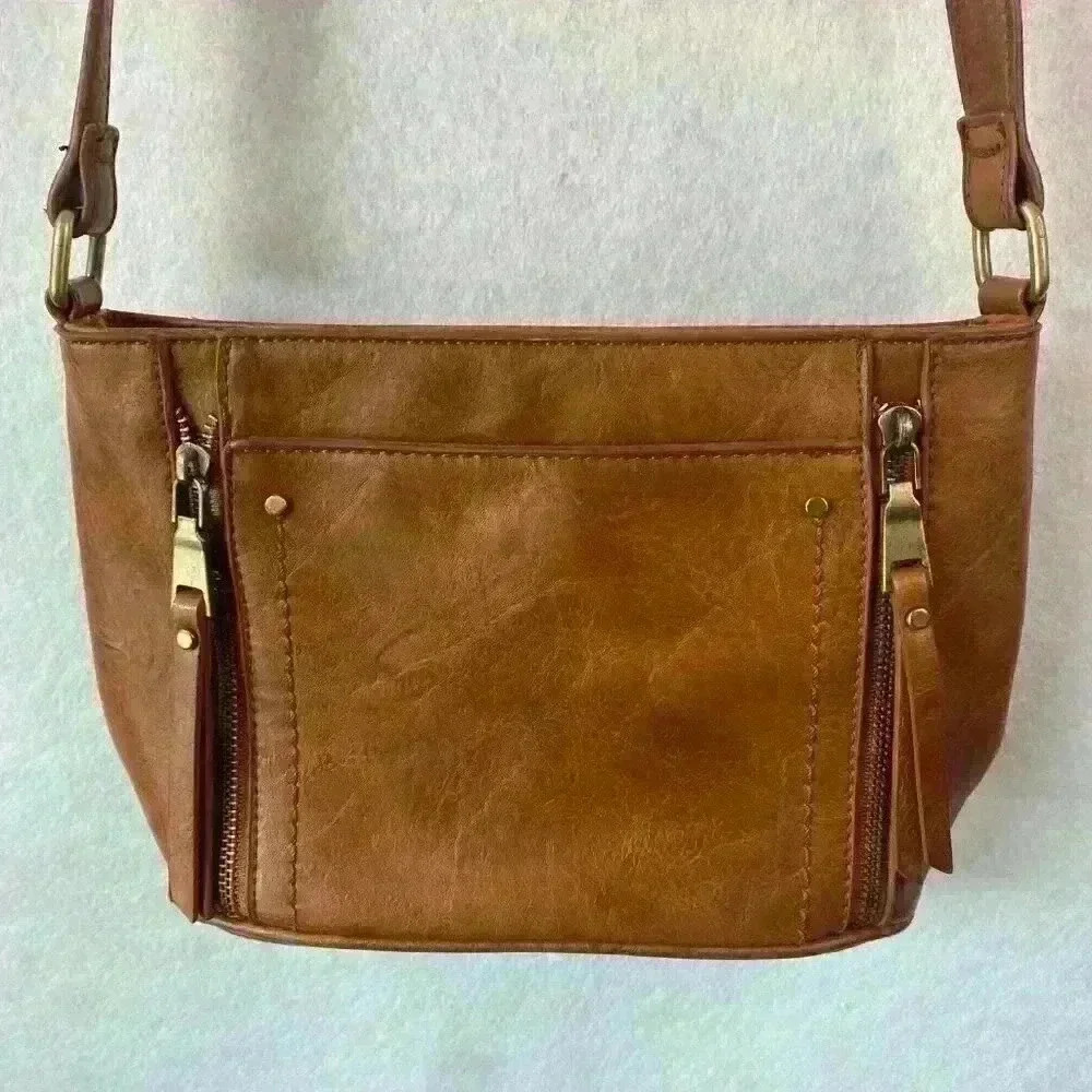 Altar’d State Women’s Brown Vegan Leather Crossbody Bucket Bag - Picture 3 of 11